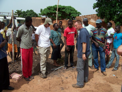 Group working in Burkina Faso